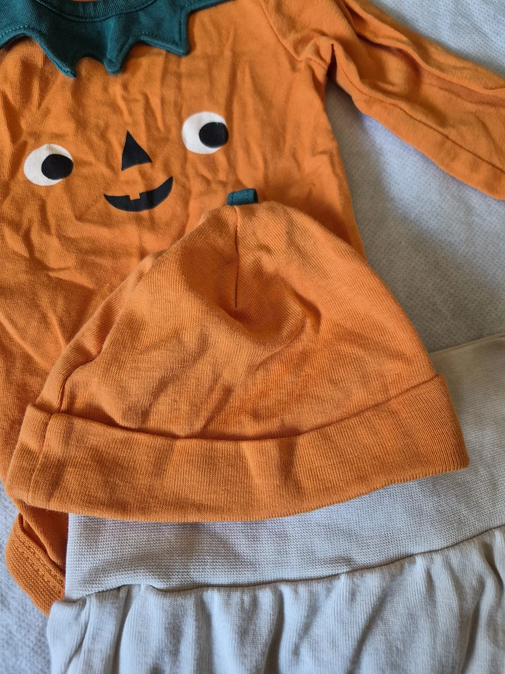 H&M Orange & Cream Pumpkin Outfit Set For Baby SIZE NB